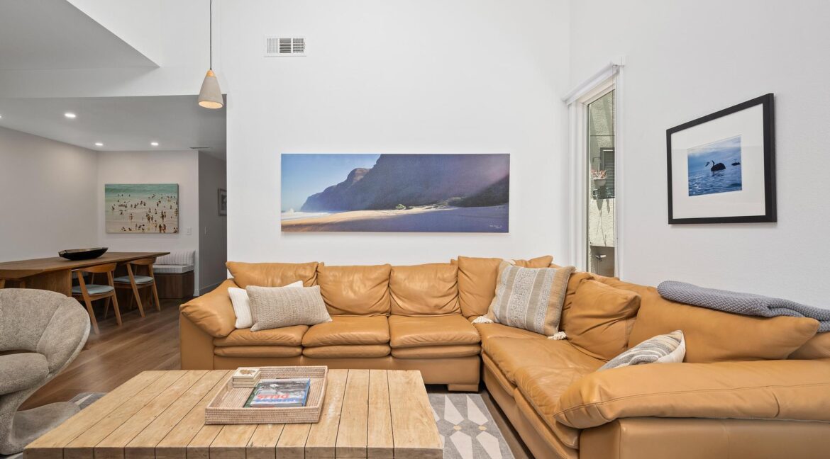 8126 Camino del Sol-02