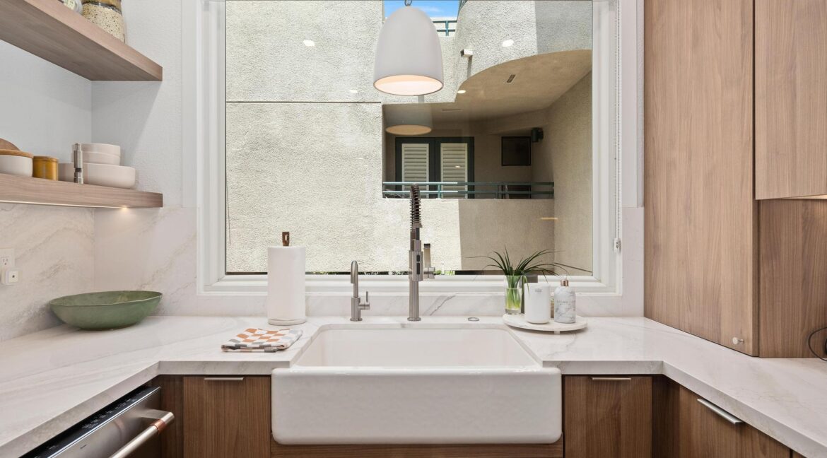 8126 Camino del Sol-14