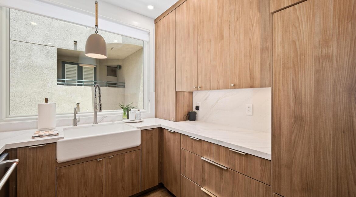 8126 Camino del Sol-15