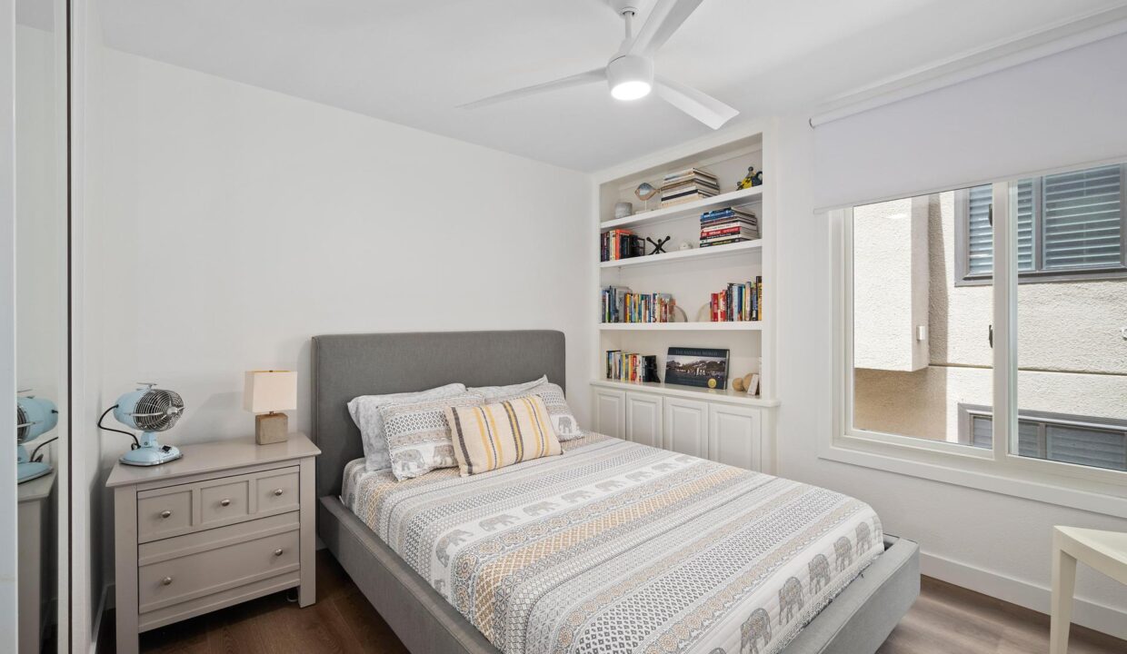 8126 Camino del Sol-19