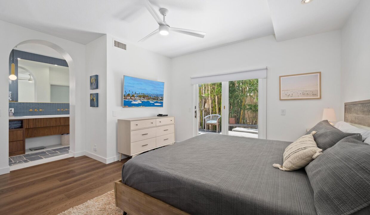 8126 Camino del Sol-21