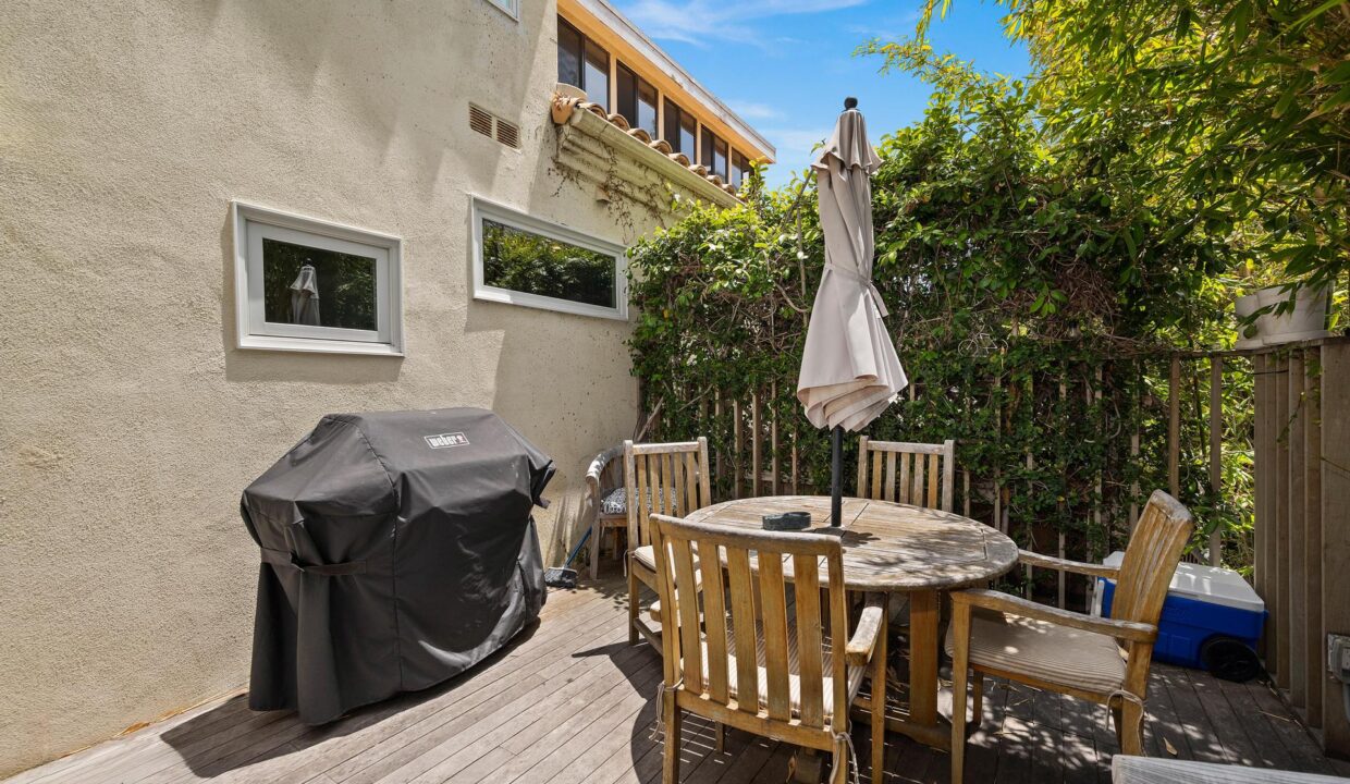 8126 Camino del Sol-26