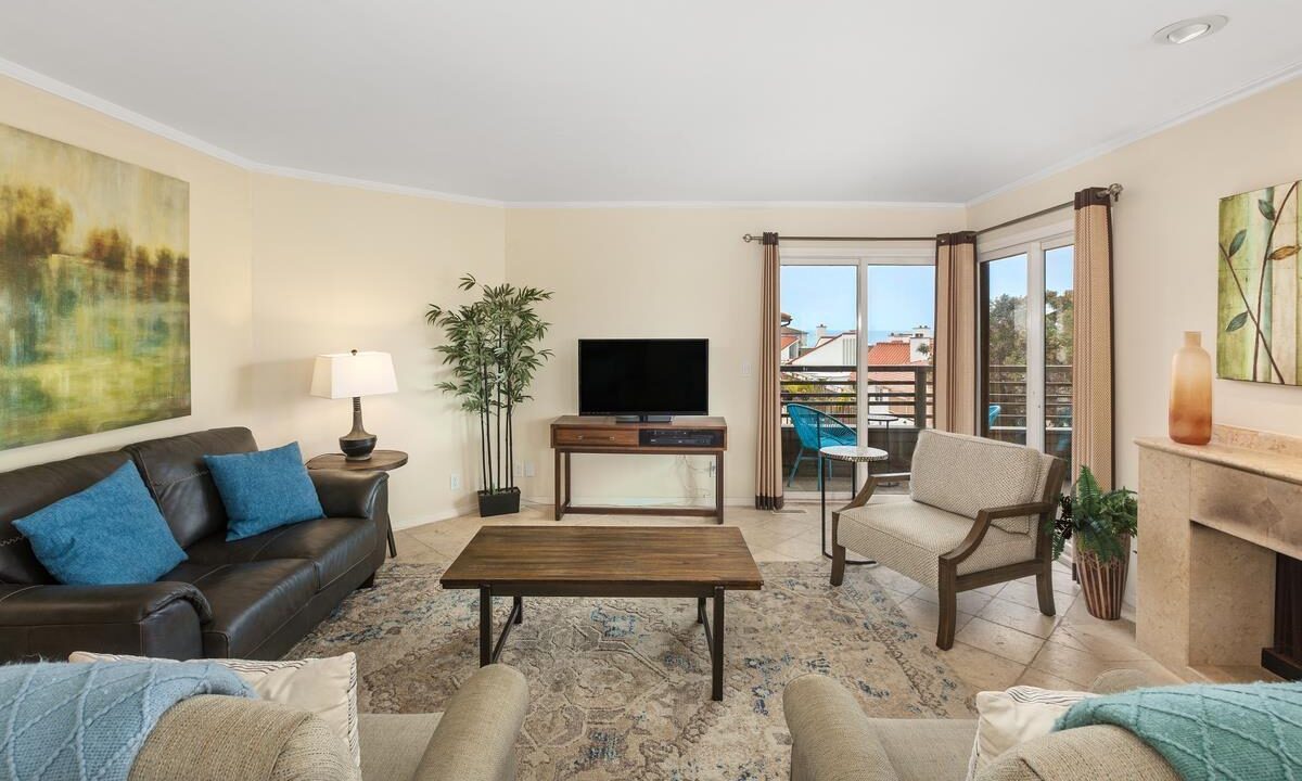 350 Prospect St #1, La Jolla, CA 92037